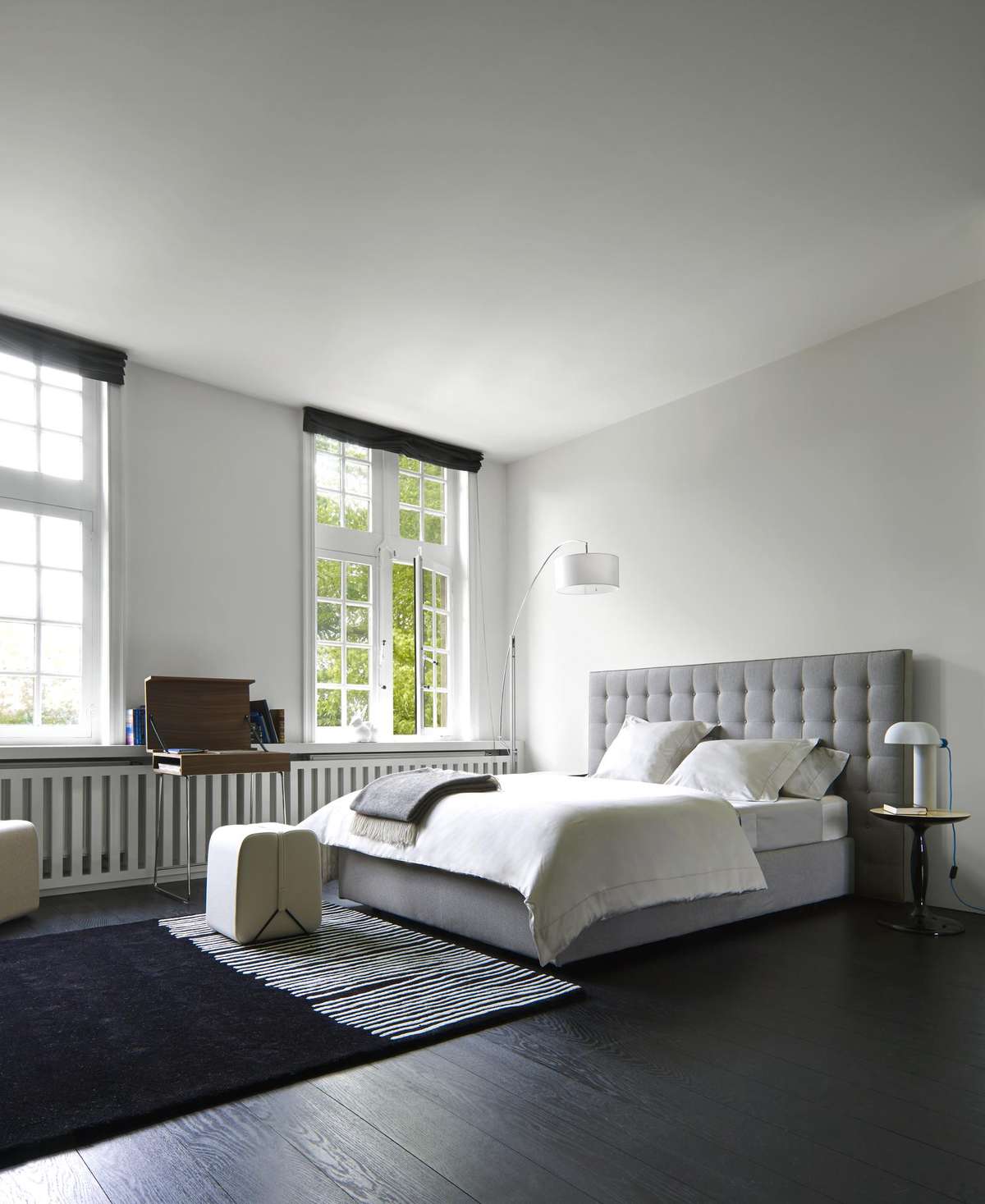 Кровать Ligne Roset Nador