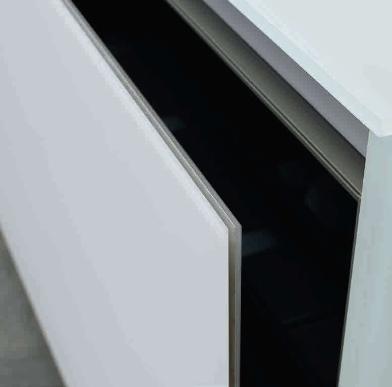 Кухня Modulnova Blade Vetro 25