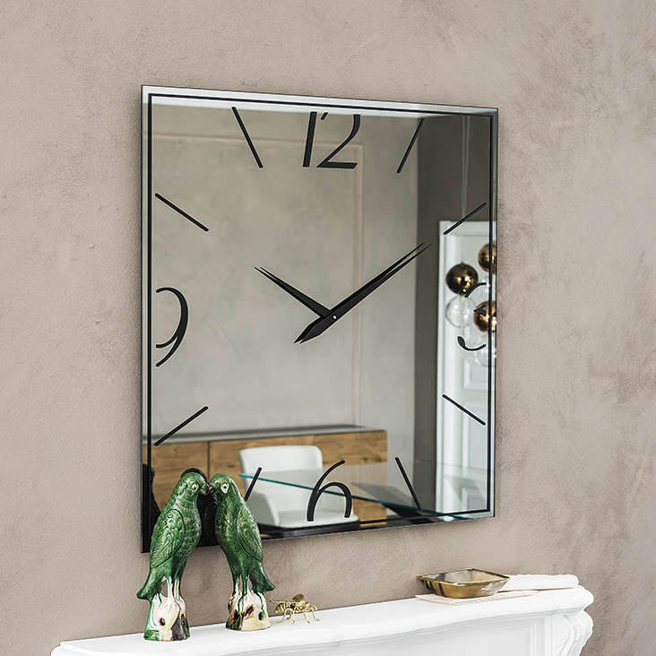 Часы Cattelan Italia Moment