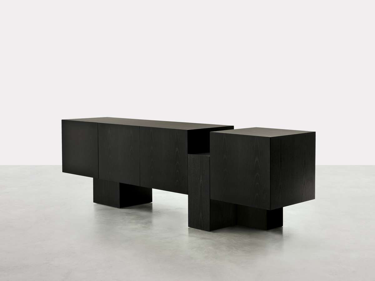 Комод в гостиную Somaschini Dolmen Black Ash