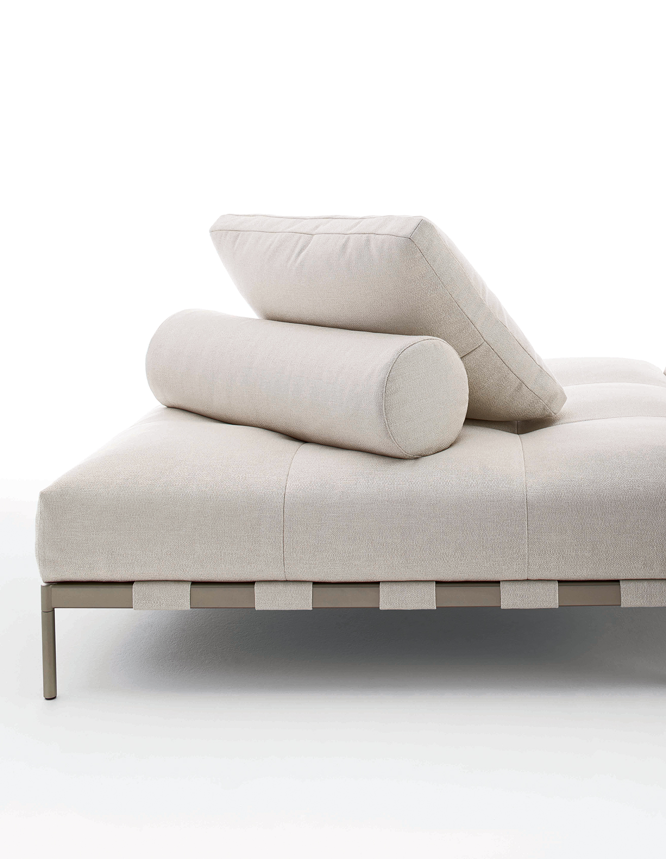 Диван Saba Italia Pixel Light Outdoor