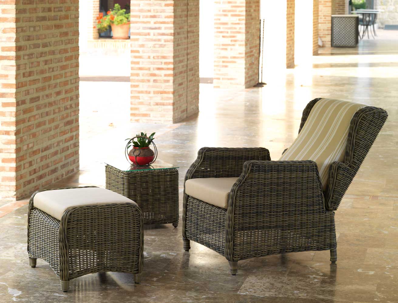 Уличный кофейный стол Arkimueble Riviera 954